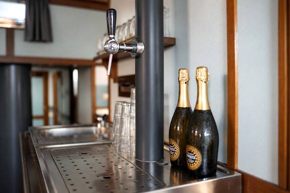BootBootBoot-Alliantie-Tap en bar