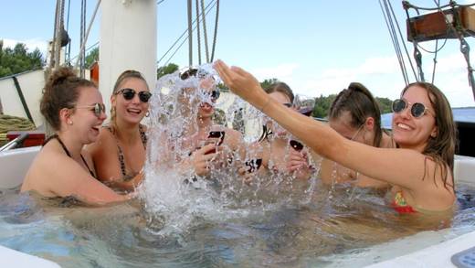 Barkentijn Summertime jacuzzi