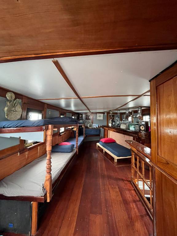 Five-berth cabin in the former wheelhouse of the Vrijheid