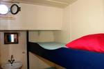 Cabin with a bunk bed on the Pouwel Jonas