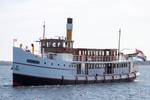 Steamship Succes viewed from the bow