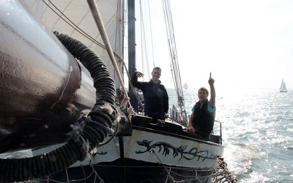 View from the bowsprit net towards the bow of the Sybaris