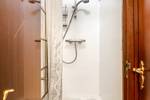 Shower cubicle aboard the Vriendentrouw