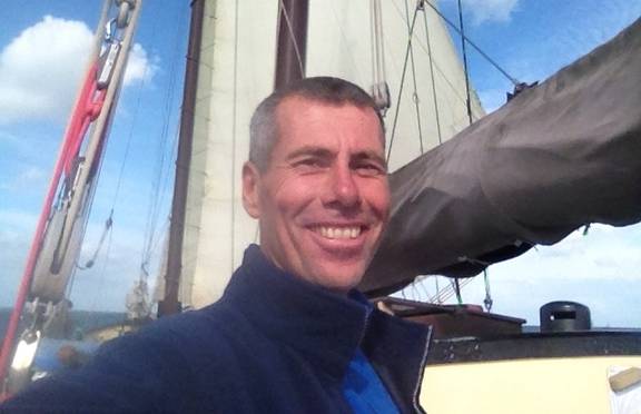 Skipper Bertil Vermeule on the deck of the Gulden Belofte